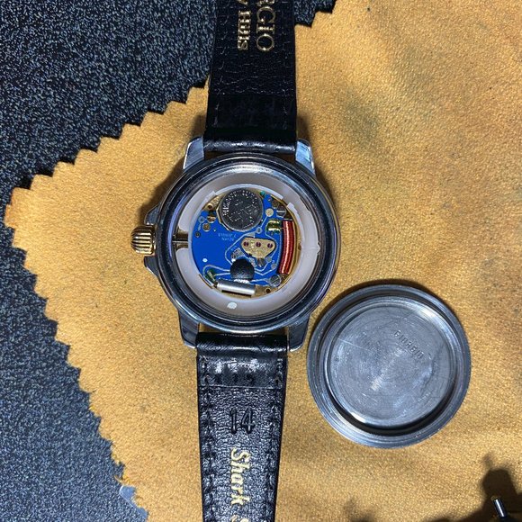 Giorgio of Beverly Hills Swiss Made Luxury Watch - Picture 11 of 14